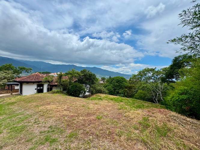 Villa Real, Santa Ana. Exclusivo terreno en venta con increíbles vistas. - Imagen 11