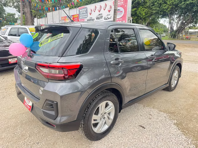TOYOTA RAIZE E-2023-MANUAL-CAJA 5TA-4X2-8.975.000 - Imagen 2