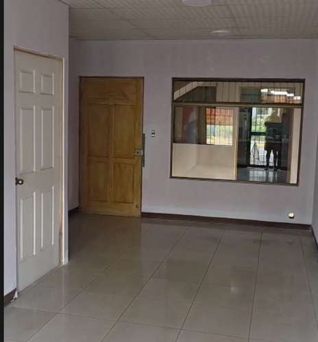 Local comercial en alquiler en Barva