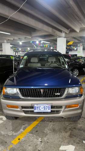 Mitsubishi montero sport  - Imagen 9