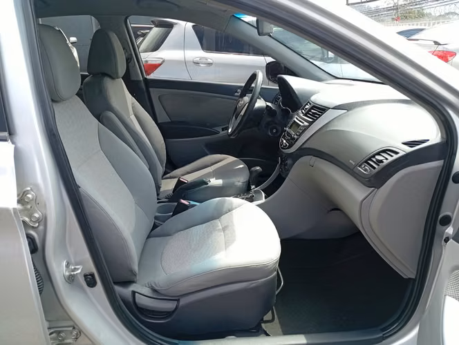 Hyundai accent  - Imagen 15