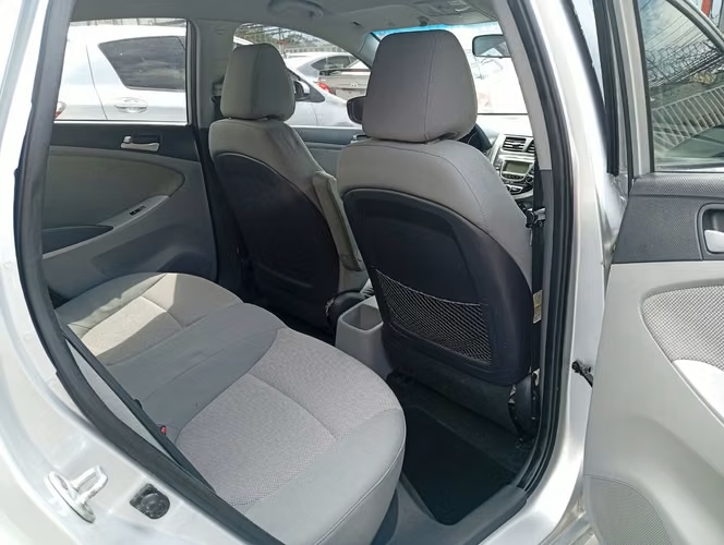 Hyundai accent  - Imagen 7