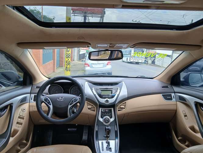 Hyundai elantra limited  - Imagen 8