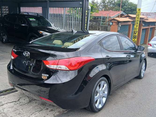 Hyundai elantra limited  - Imagen 7