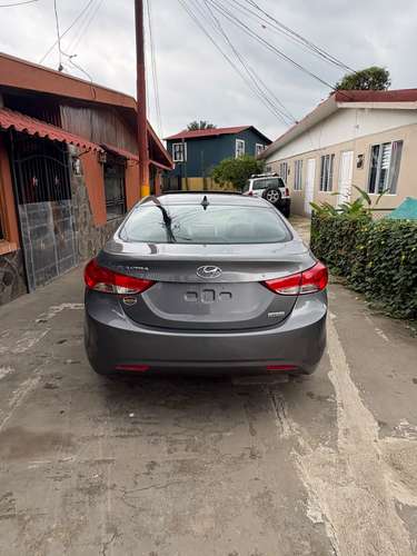 Hyundai elantra limited  - Imagen 6