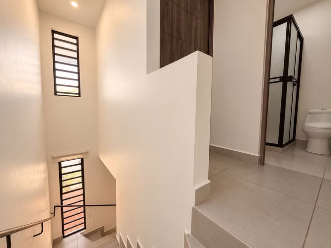 Casa en venta en condominio en Alajuelita.