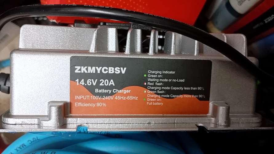 cargador inteligente de bateria de litio 14.6 v 20a asch
