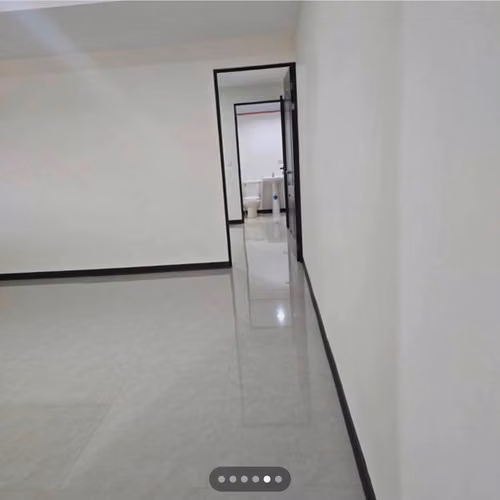 Lindo apartamento con servicios incluidos en Salitral  250.000  - Imagen 2