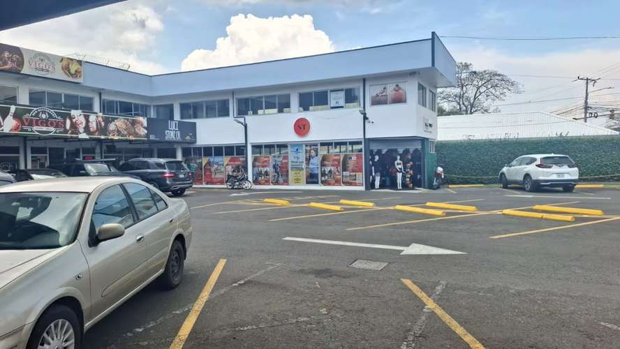 Venta de Centro Comercial en Belén, Heredia 18227