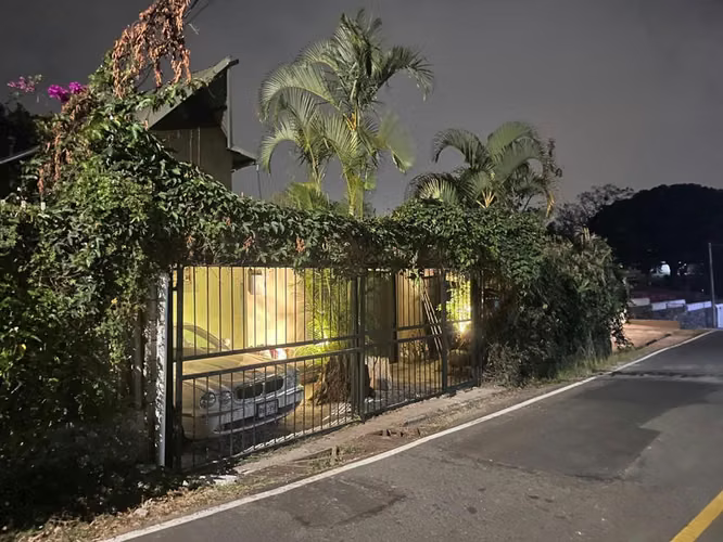 Alquiler de Casa AMUEBLADA en San Rafael de Escazú. 27-73