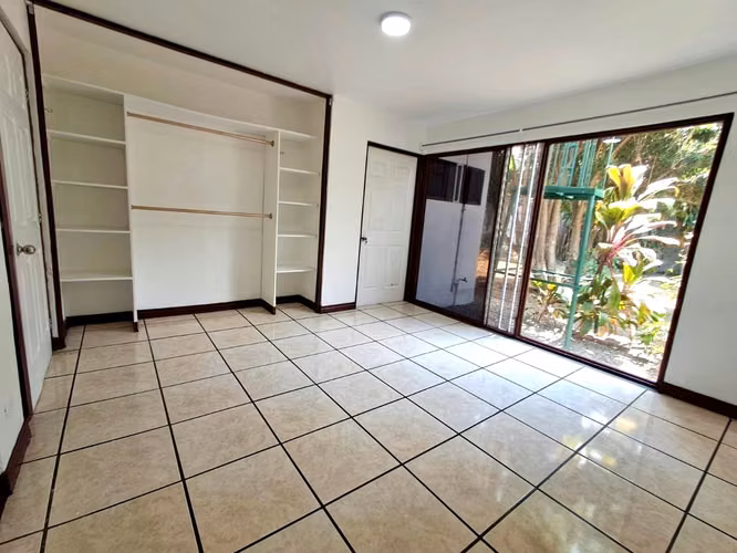 San Joaquín - Heredia / Hermosa Casa 120mt S Súper baterías  $1,450 dólares - Imagen 10
