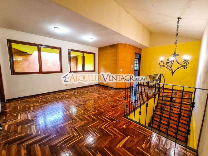 OPORTUNIDAD! PROPIEDAD DE 1.400 M2 CON 2 CASAS EN SAN RAFAEL ESCAZU X COUNTRY CLUB - Imagen 15