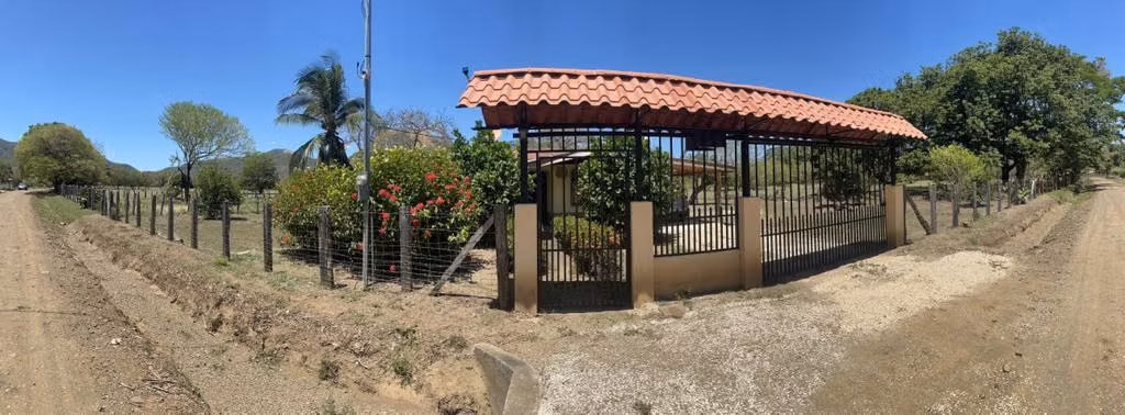  CASA EN VENTA EN NICOYA | 1.453 m² DE TERRENO | 3 HABITACIONES | 50 MILLONES - Imagen 2