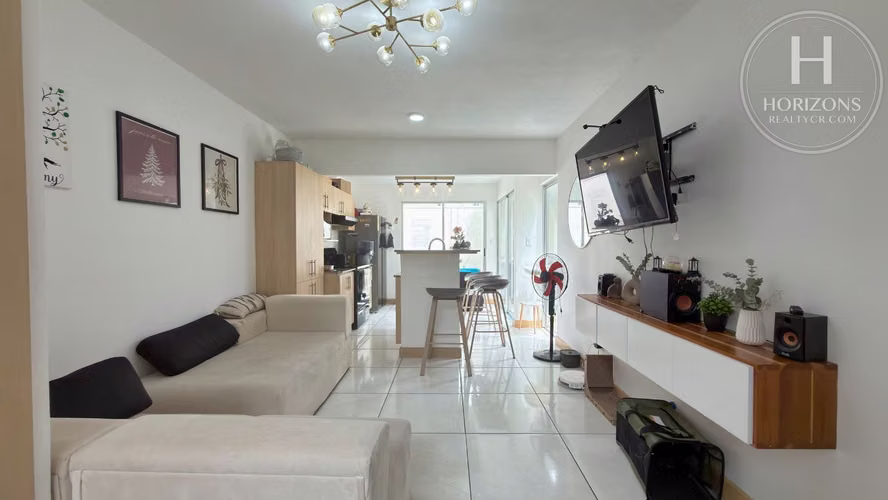 Se Alquila Casa Esquinera Condominio Valle Novarum El Tejar Cartago 2 Habitaciones mas Rooftop y Patio en L NJA1463JB