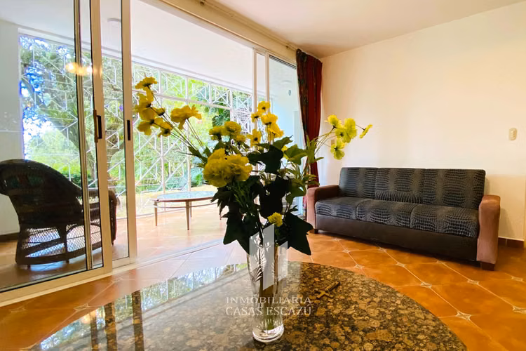 Apartamento Amueblado  en Alto las Palomas, con piscina y zona verde