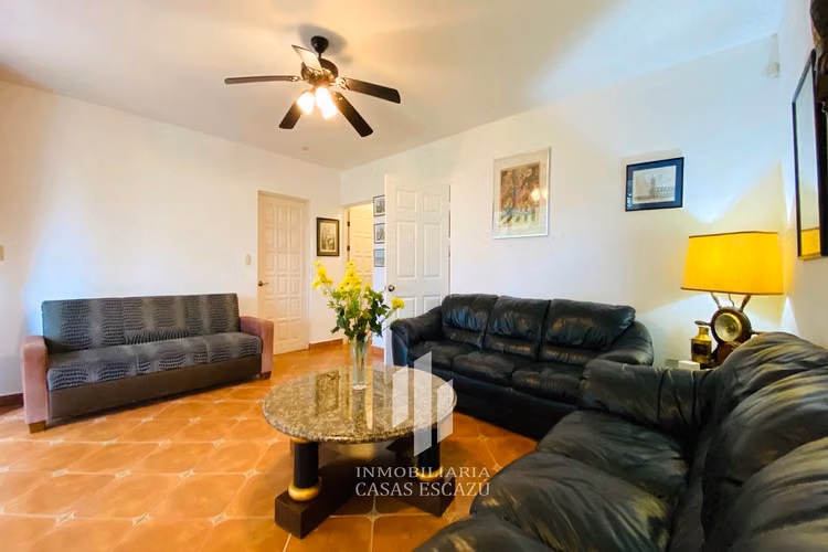 Apartamento Amueblado  en Alto las Palomas, con piscina y zona verde