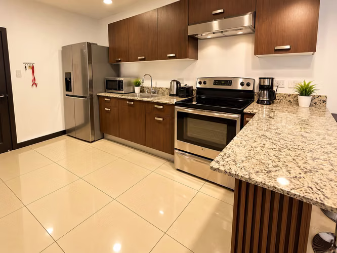 Apartamento Amueblado en Alquiler Santa Ana Centro | 1 Hab