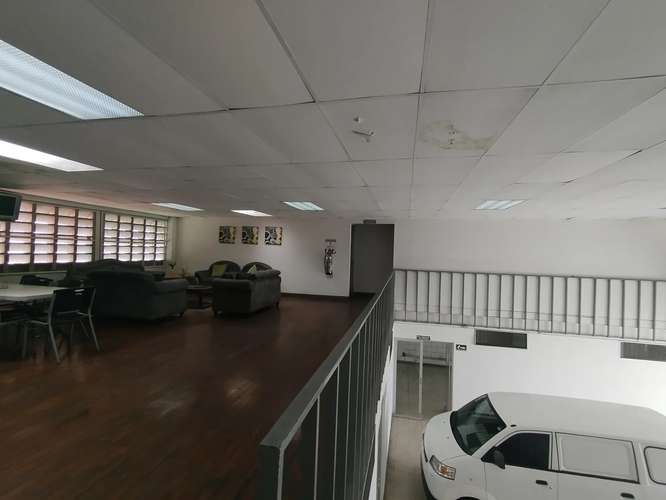 Bodega y Oficina Estratégica en San José - Espacio Comercial. - Imagen 6