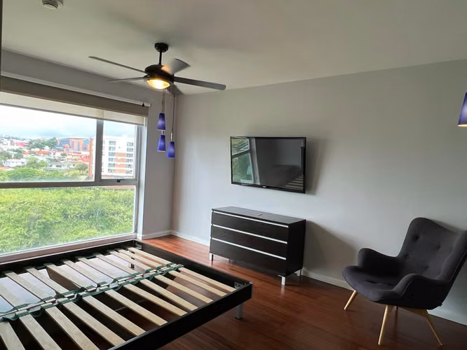 Apartamento amueblado en venta en Condominio Paradisus - Imagen 7
