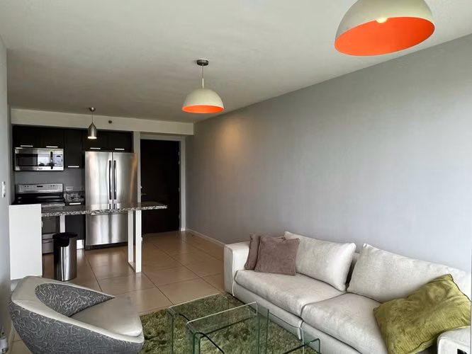 Apartamento amueblado en venta en Condominio Paradisus - Imagen 6