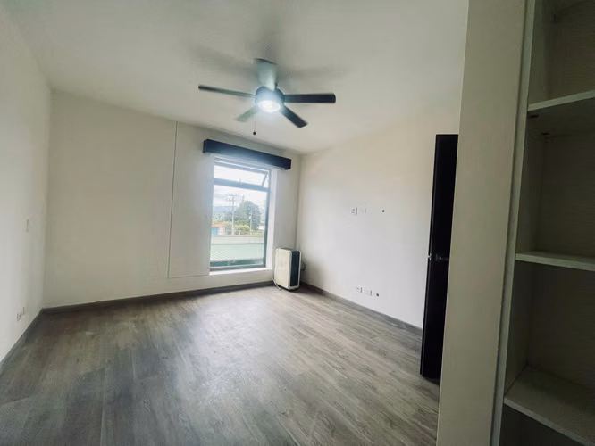 Alquiler de Apartamento con Linea Blanca Condomonio Abitu Granadilla Curridabat - Imagen 6