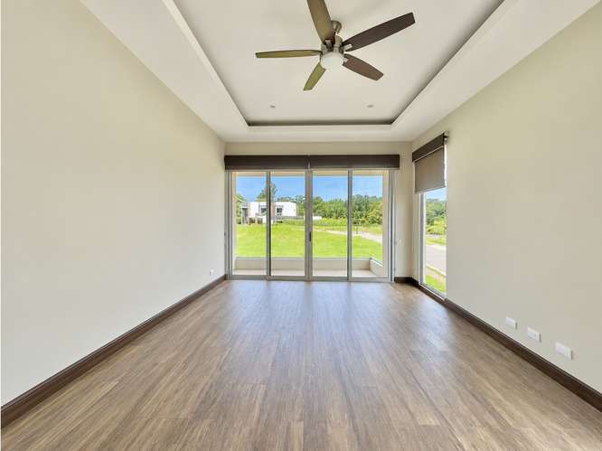 Moderna casa en la Guácima - Imagen 9