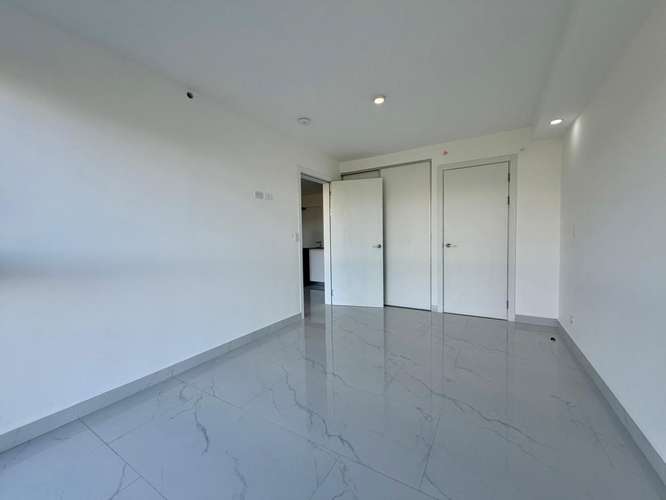Se alquila apartamento en Soho Paradisus, Rohrmoser. Negociable! - Imagen 6