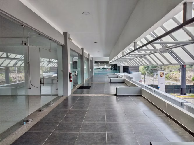 OFICINA O LOCAL COMERCIAL DE 123 MTS EN LINDORA, SANTA ANA - Imagen 7