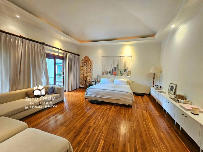 Venta amplia casa Trejos Montealegre, diseño único, independiente, 1 planta - Imagen 9