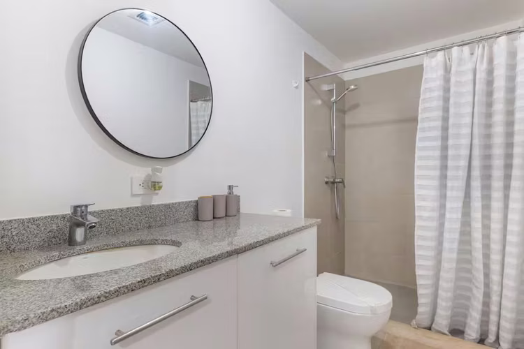 Apartamento en venta en iFreses | Piso 18 | Full amueblado | A/C | Parqueo techado - Imagen 9