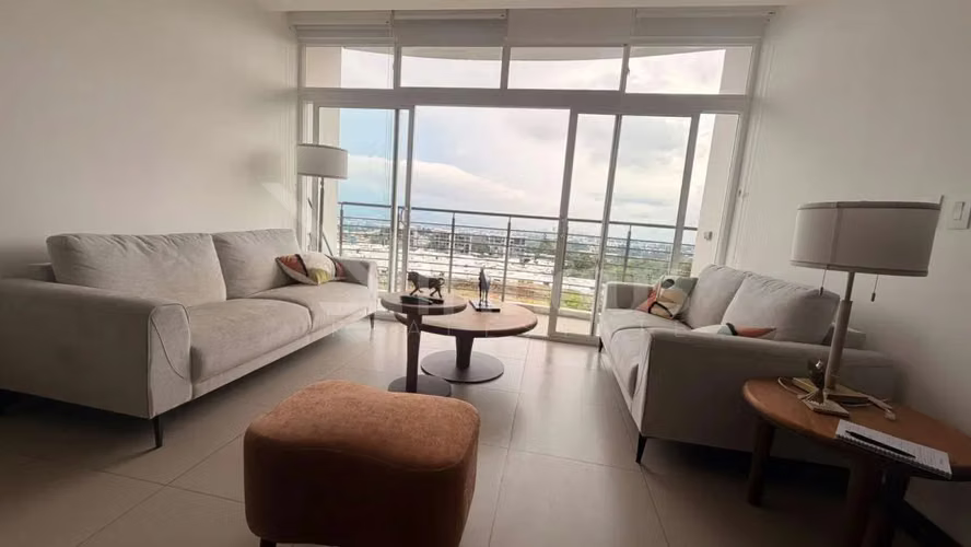 Venta de hermoso apartamento en Condominio Via Natura id # 43672 - Imagen 4