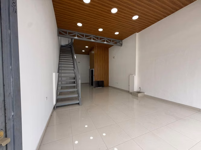 Local Comercial de 235 m² en Calle Principal de Guadalupe, San José (JMA)