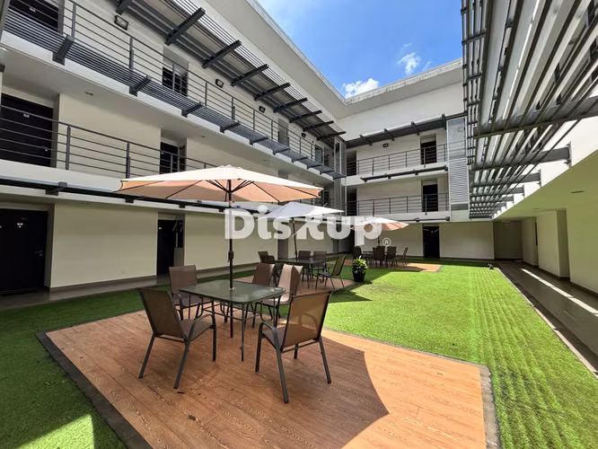 Alquiler de Apartamento Amueblado. 2 hab. Vía della Universitá, San Pedro