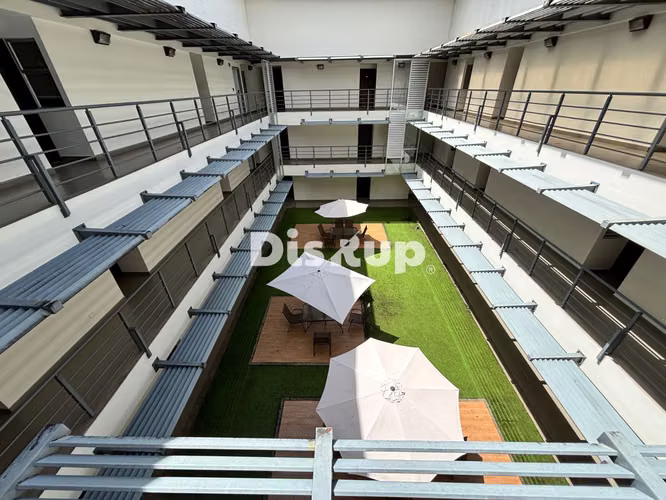 Alquiler de Apartamento Amueblado. 2 hab. Vía della Universitá, San Pedro