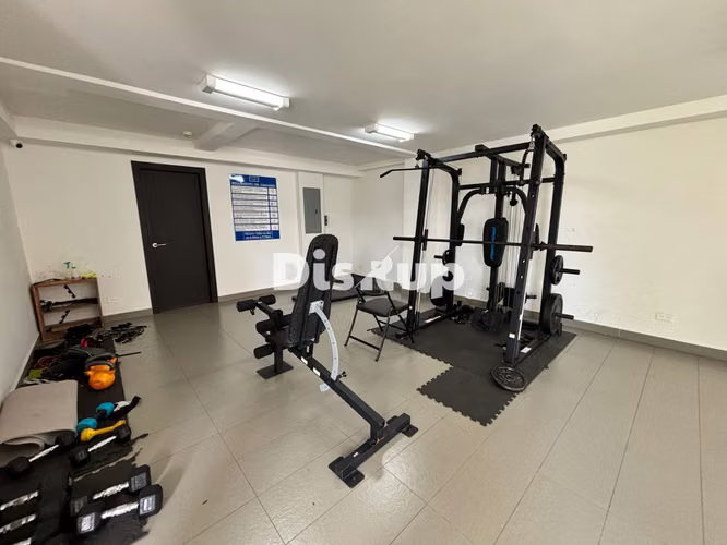 Alquiler de Apartamento Amueblado. 2 hab. Vía della Universitá, San Pedro