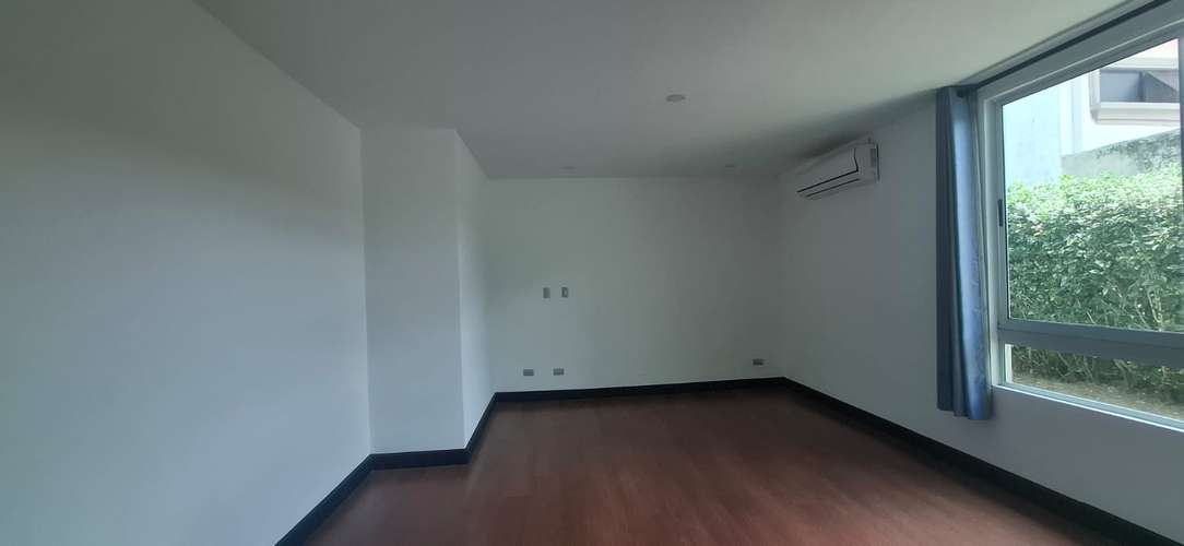 Hermoso y amplio apartamento en renta