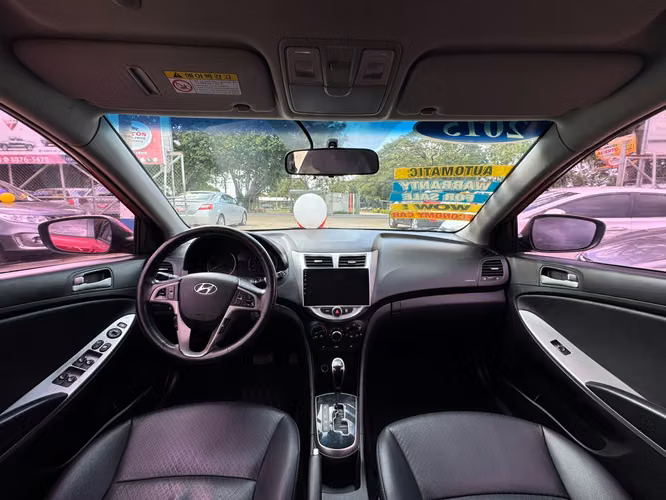 HYUNDAI ACCENT GLS-2015-AUTO-SHIFT TRONIC- 6.575.000 - Imagen 6