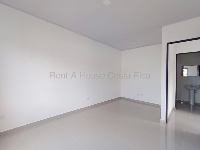 Alquiler de Apartamento en Barrio La Guaria, San Rafael Arriba de Desamparados RZ
