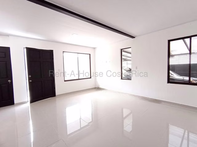 Alquiler de Apartamento en Barrio La Guaria, San Rafael Arriba de Desamparados RZ