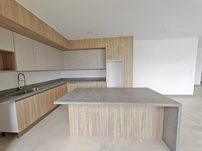 ALQUILE Y ESTRENE APARTAMENTO AMPLIO EN CONDOMINIO DIKANA EN GUACHIPELIN DE ESCAZU - Imagen 5