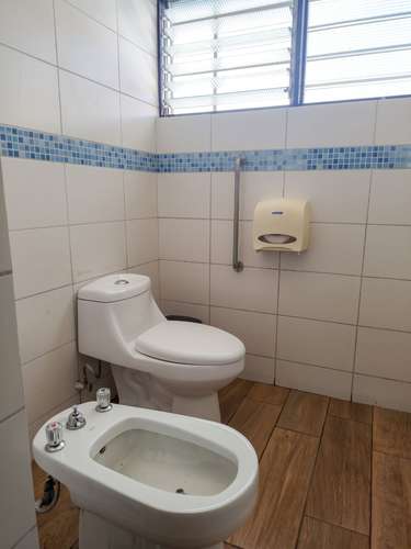  ¡CASA AMPLIA EN SABANA SUR! / PRIME LOCATION IN SABANA SUR!  Casa y Oficina  - Imagen 9