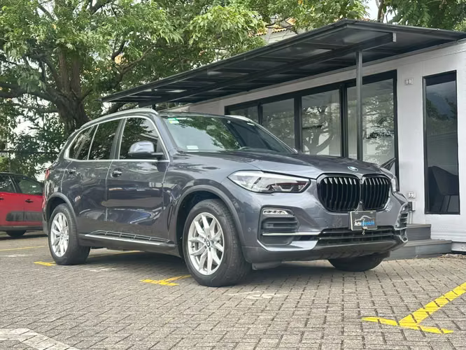 BMW X5 45E HYBRID