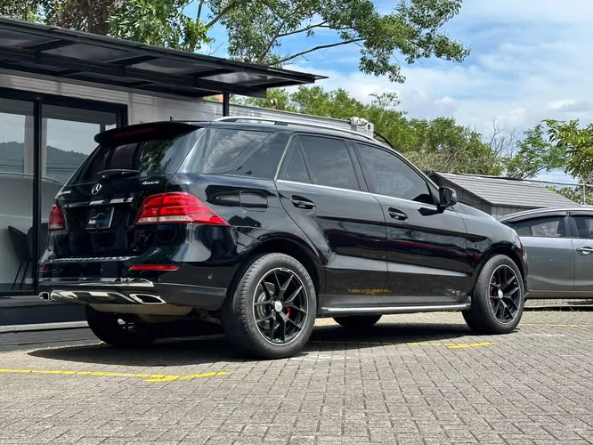 MERCEDES BENZ GLE 350D - Imagen 8