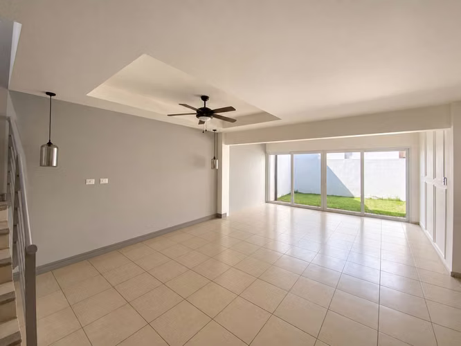 ALQUILER DE CASA EN CONDOMINIO RIO PALMA, GUACHIPELIN ESCAZÚ* - Imagen 3