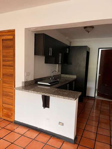 2030 / Apartamento en alquiler / Los Yoses / Tipo estudio / Amplio - Imagen 6