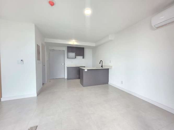  ¡ESTRÉNALO EN LA SABANA! Apartamento con balcón, A/C y amenidades de lujo | $950 - Imagen 8