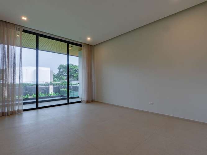 Casa a estrenar en Valle del Sol con piscina y acabados de lujo - Imagen 18