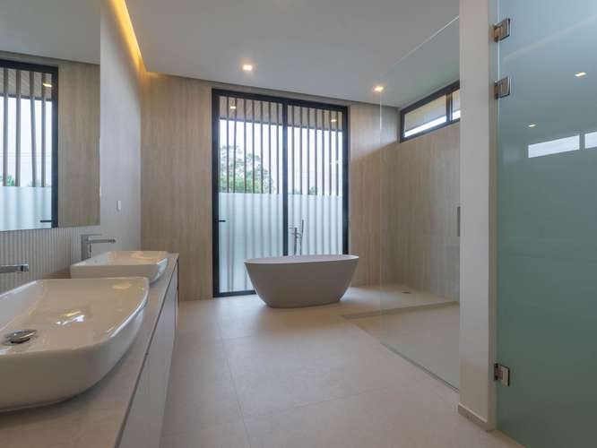 Casa a estrenar en Valle del Sol con piscina y acabados de lujo - Imagen 15