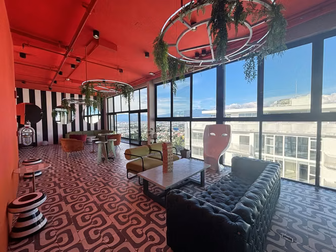 ¿TE IMAGINAS VIVIR EN UN PISO 18 CON BALCÓN AMPLIO?  Apartamento equipado en Nunciatura | Lavaseca + Parqueo - Imagen 15