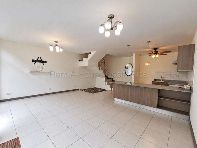 Venta de Casa en Santo Domingo de Heredia RZ - Imagen 2